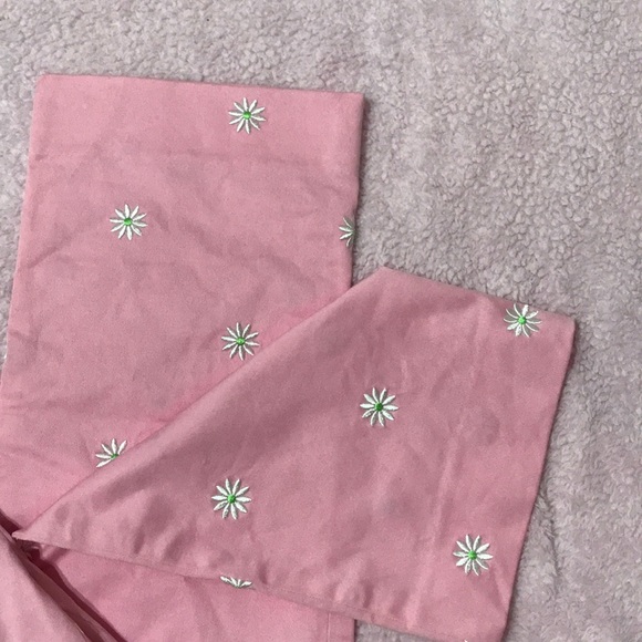 🎉SALE🎉 Lilly Pulitzer Pants - Picture 2 of 4